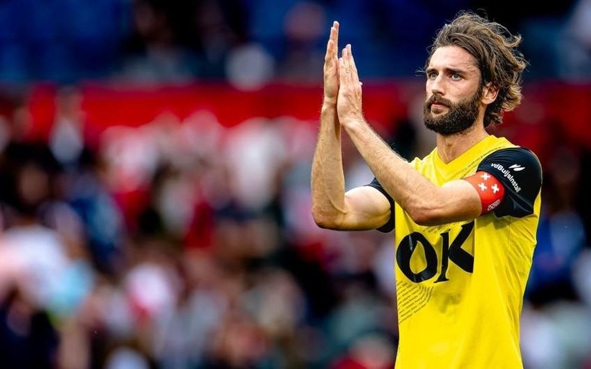 继续为球迷 继续为球迷